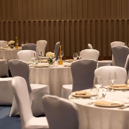 Novotel Riyadh Sahafa Екстериор снимка