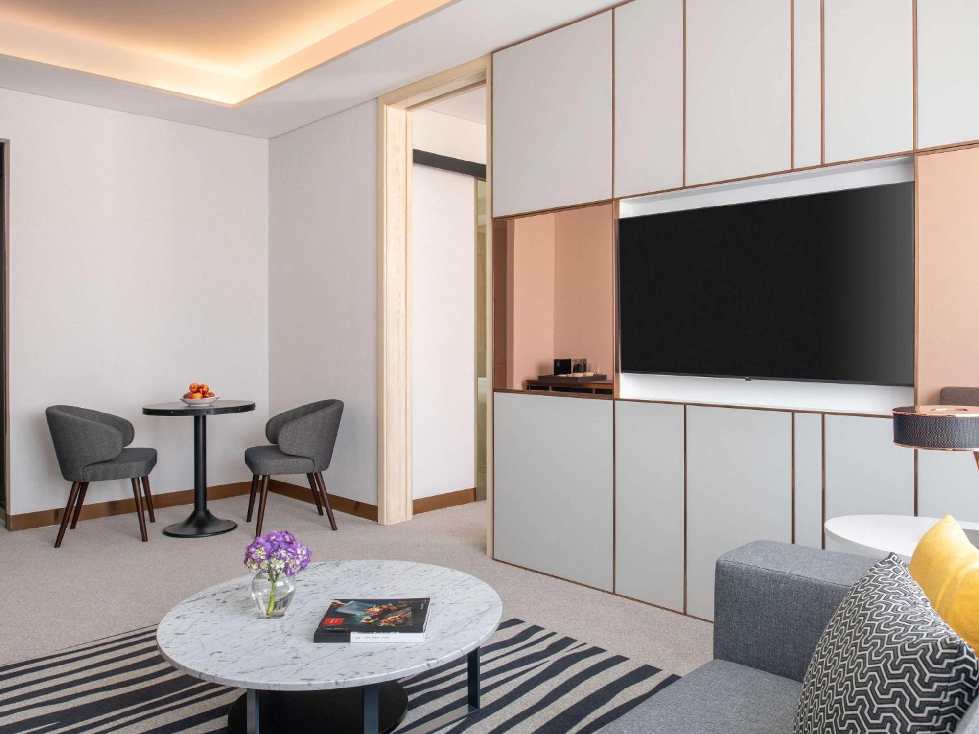 Novotel Riyadh Sahafa Екстериор снимка