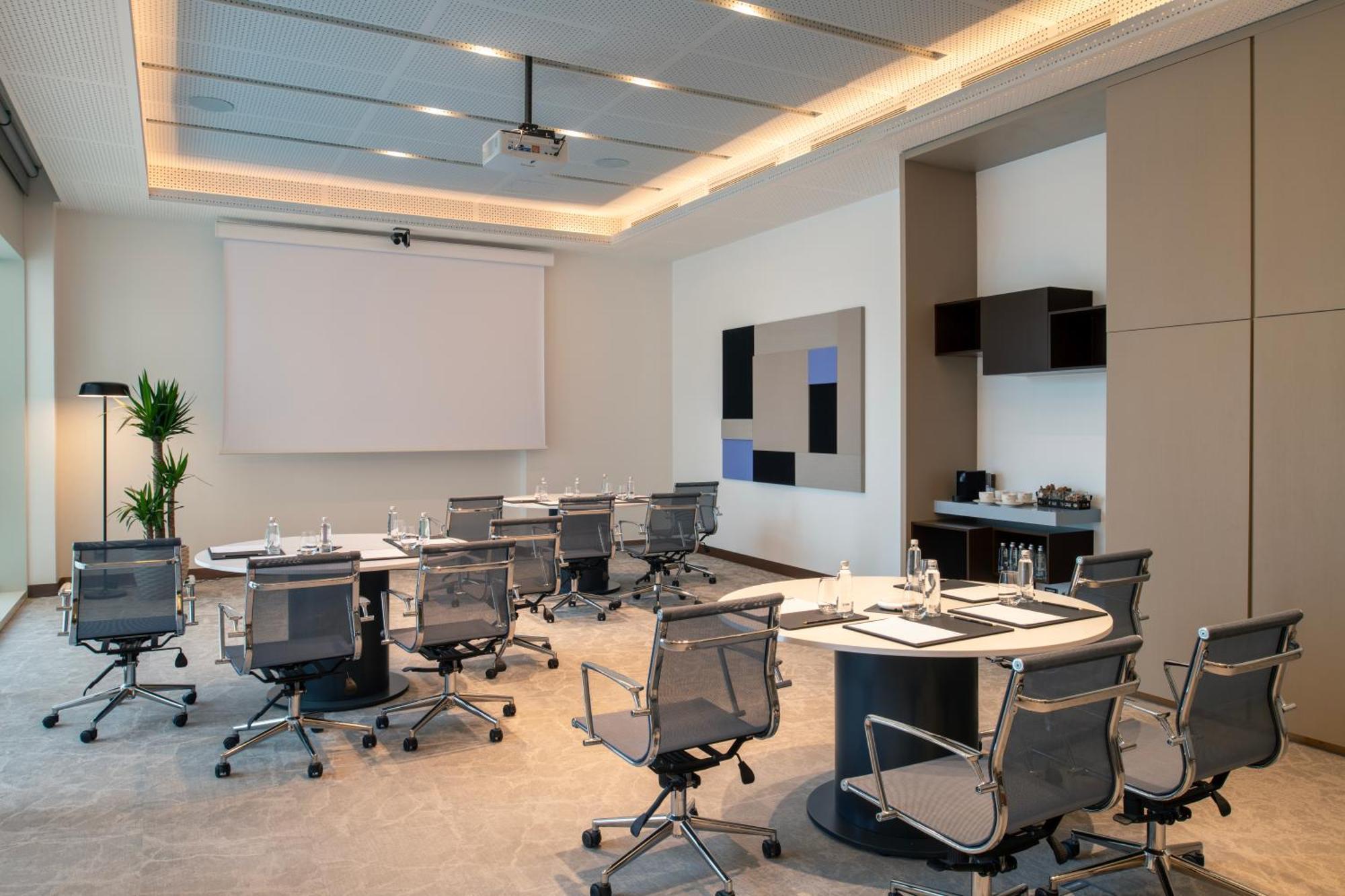 Novotel Riyadh Sahafa Екстериор снимка